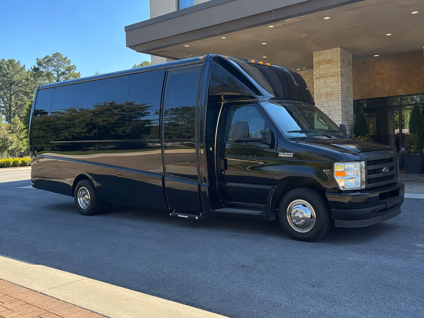 san mateo bus rentals for california road trips and oregon travel